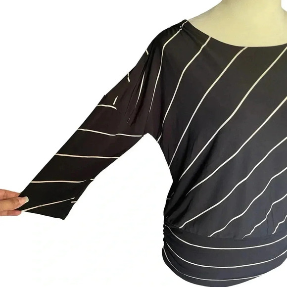 Chico’s Tan Neutral Stripes Ruched Waist Black Top Women Size 1 (M) - Picture 6 of 9